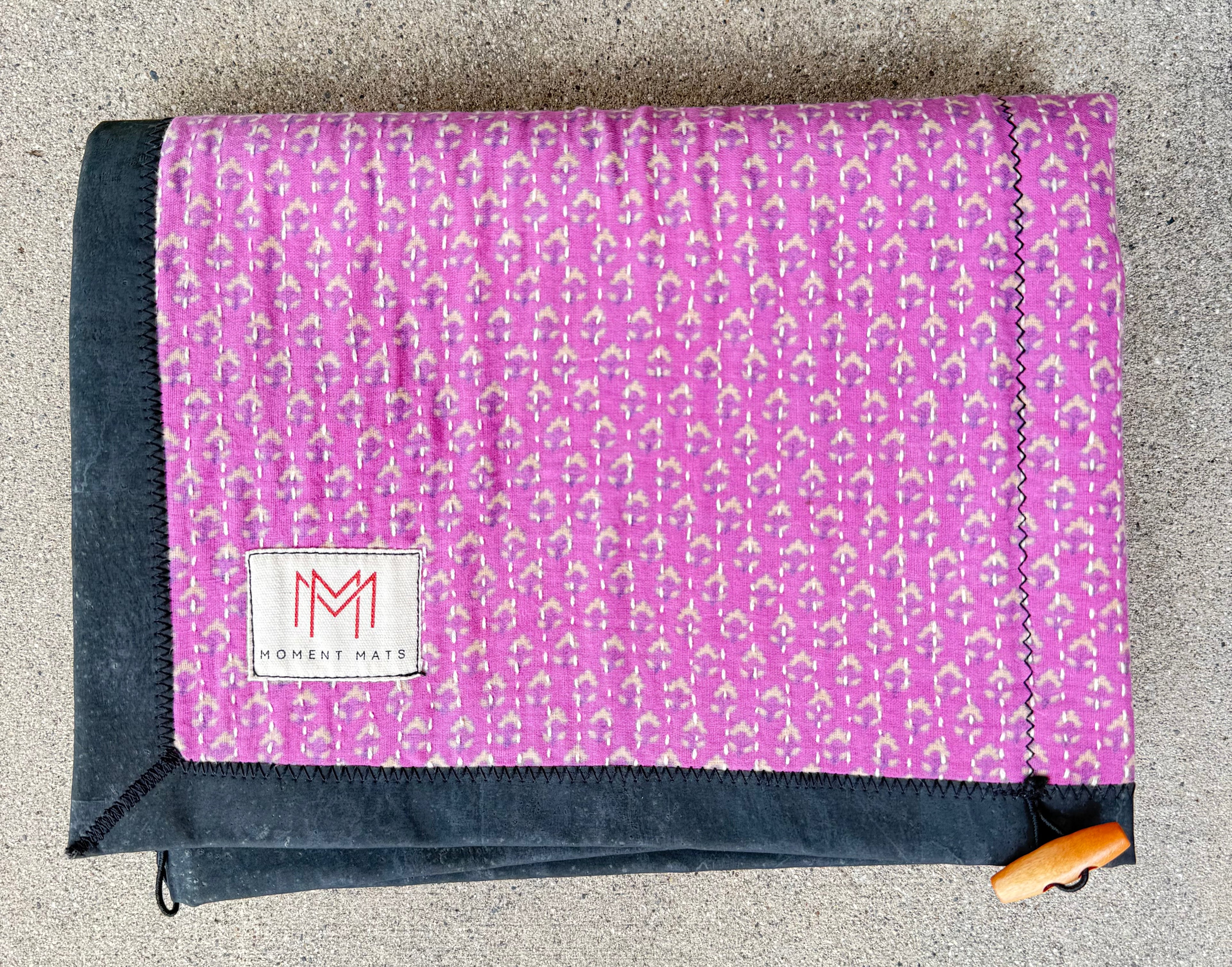 SMALL PURPLE FLORAL SARI with PREMIUM BLACK CORK