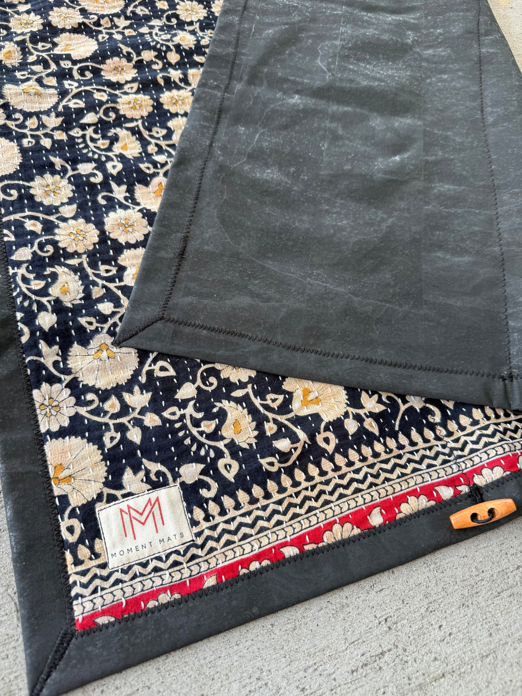 (sold) BLACK FLORAL SARI with PREMIUM BLACK CORK #2