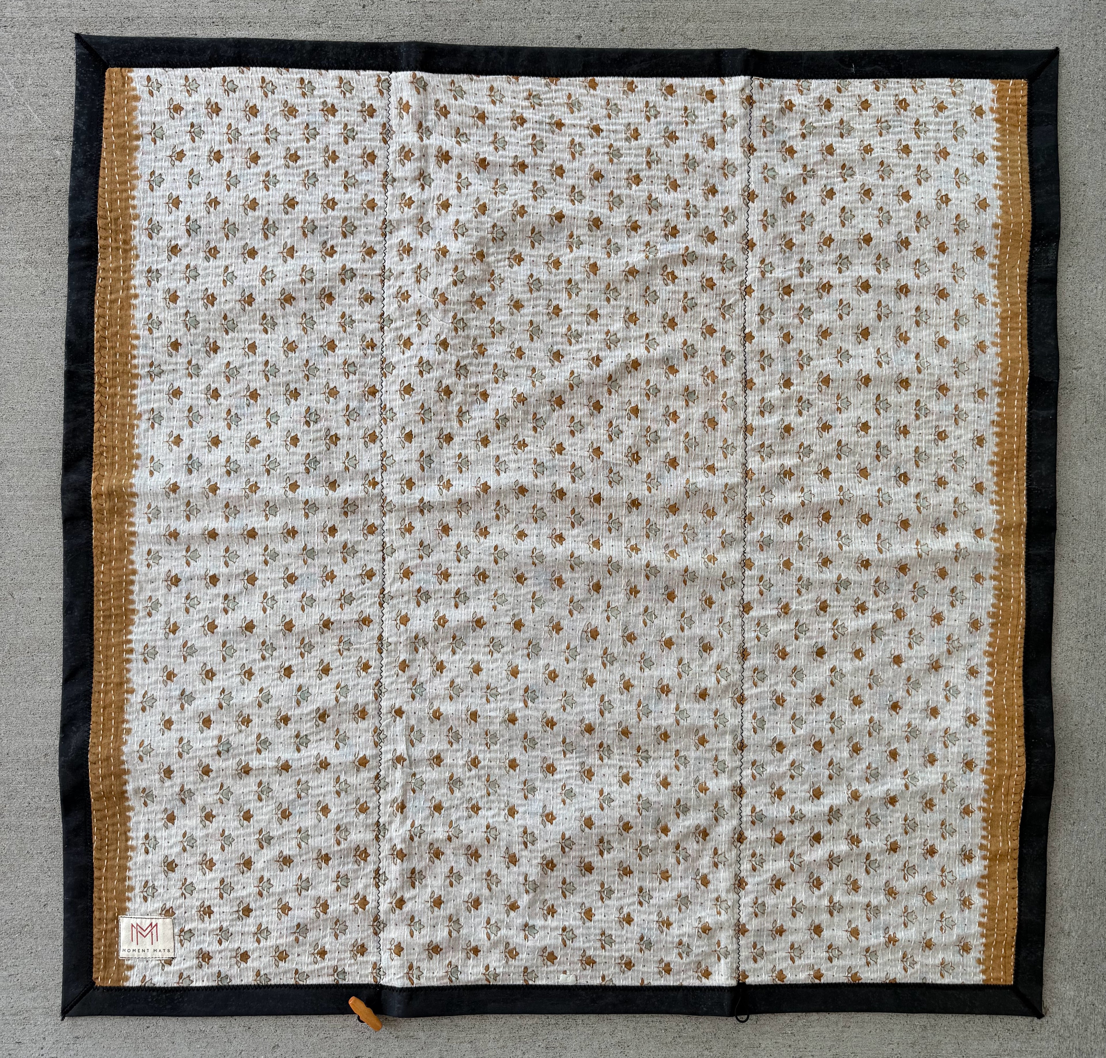 (sold) NATURAL FLORAL SARI with PREMIUM BLACK CORK