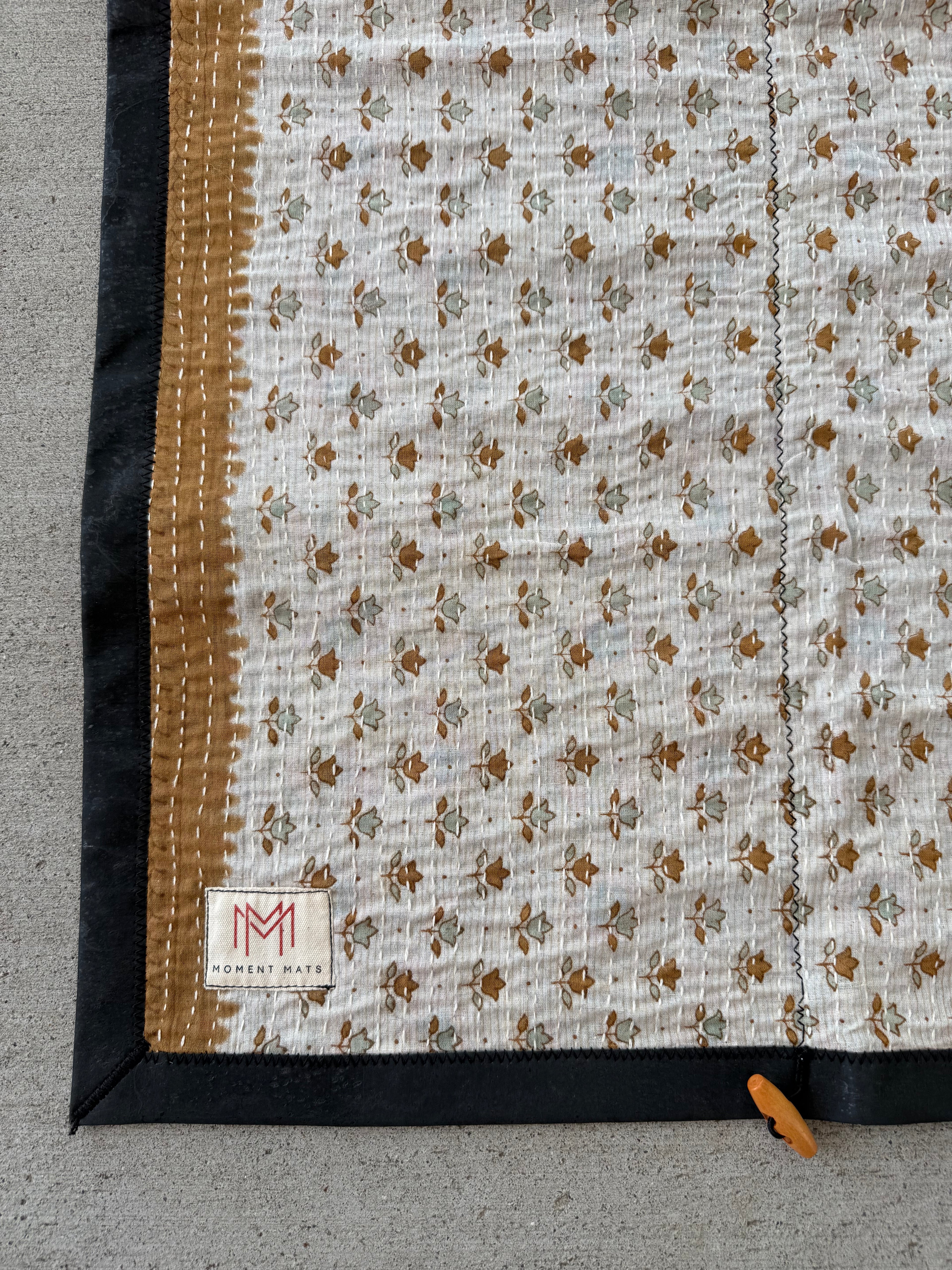 (sold) NATURAL FLORAL SARI with PREMIUM BLACK CORK